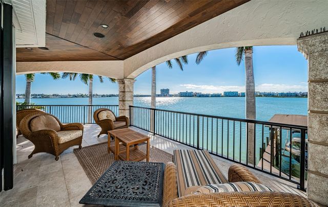 7800 9TH AVENUE S, St Petersburg, FL 33707