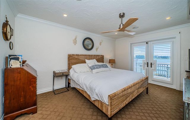 7800 9TH AVENUE S, St Petersburg, FL 33707