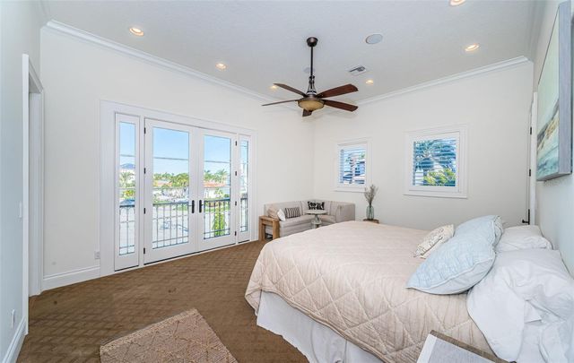 7800 9TH AVENUE S, St Petersburg, FL 33707