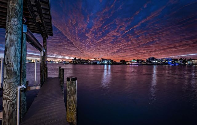 7800 9TH AVENUE S, St Petersburg, FL 33707