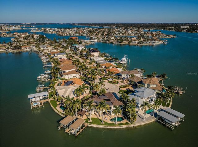 7800 9TH AVENUE S, St Petersburg, FL 33707