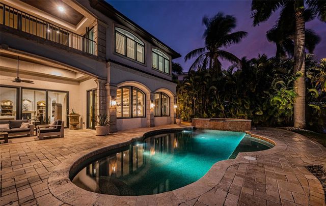 7800 9TH AVENUE S, St Petersburg, FL 33707