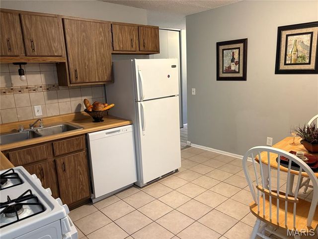 11428 Surf Side Drive, Spanish Lake, MO 63138