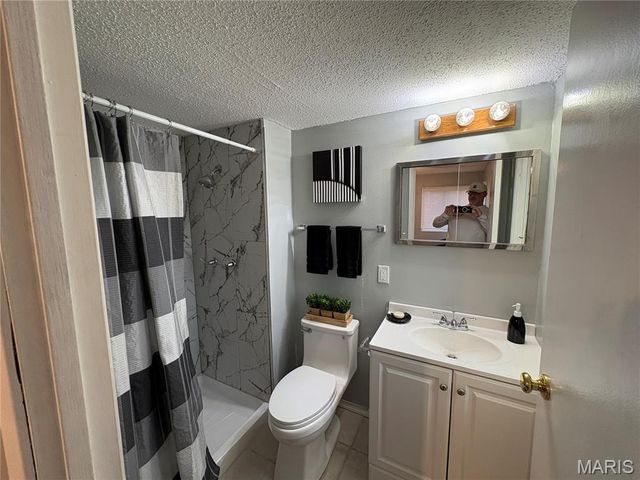 11428 Surf Side Drive, Spanish Lake, MO 63138