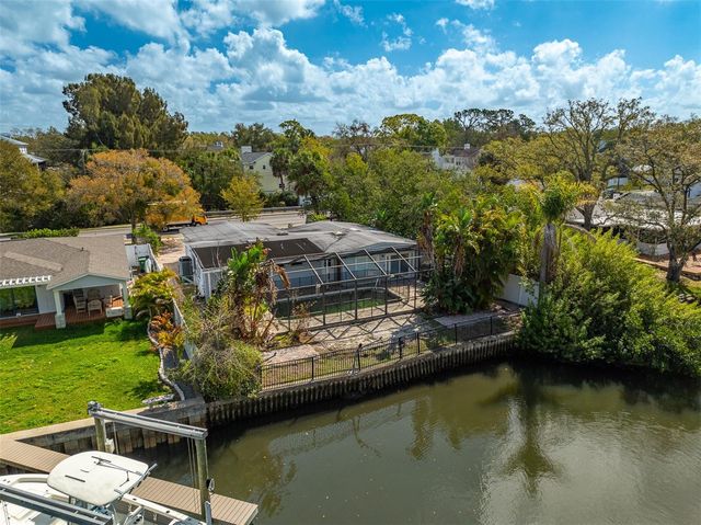 2107 S WEST SHORE BOULEVARD, Tampa, FL 33629