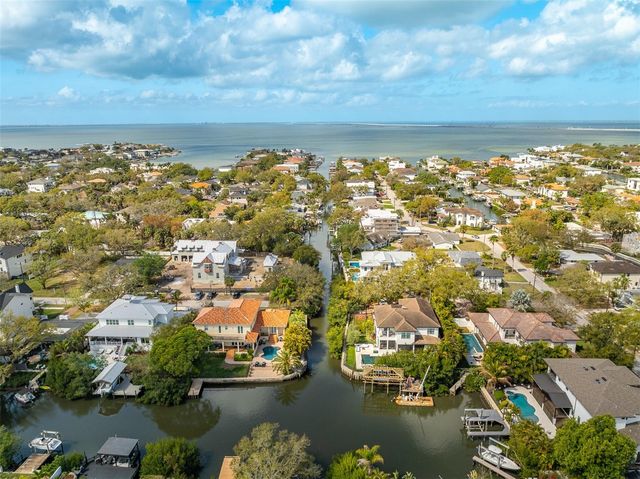 2107 S WEST SHORE BOULEVARD, Tampa, FL 33629