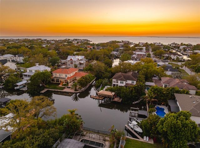 2107 S WEST SHORE BOULEVARD, Tampa, FL 33629