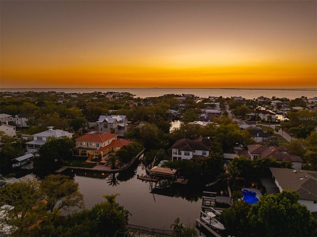 2107 S WEST SHORE BOULEVARD, Tampa, FL 33629