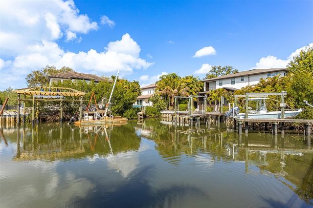 2107 S WEST SHORE BOULEVARD, Tampa, FL 33629