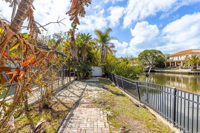 2107 S WEST SHORE BOULEVARD, Tampa, FL 33629