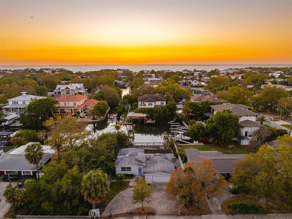 2107 S WEST SHORE BOULEVARD, Tampa, FL 33629