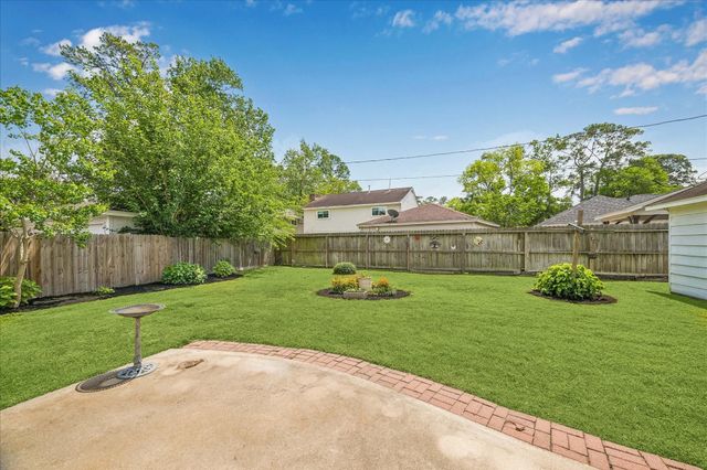 1415 Anvil Drive, Houston, TX 77090