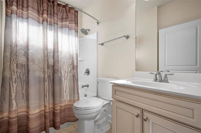 202 Little River Way, Woodstock, GA 30188