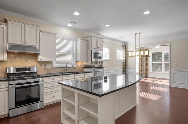 202 Little River Way, Woodstock, GA 30188