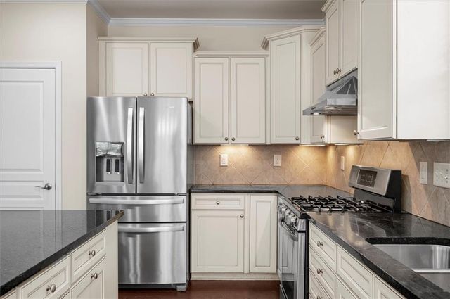 202 Little River Way, Woodstock, GA 30188