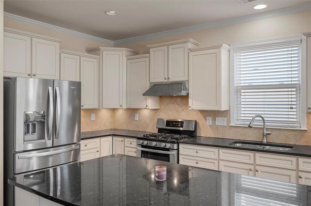 202 Little River Way, Woodstock, GA 30188