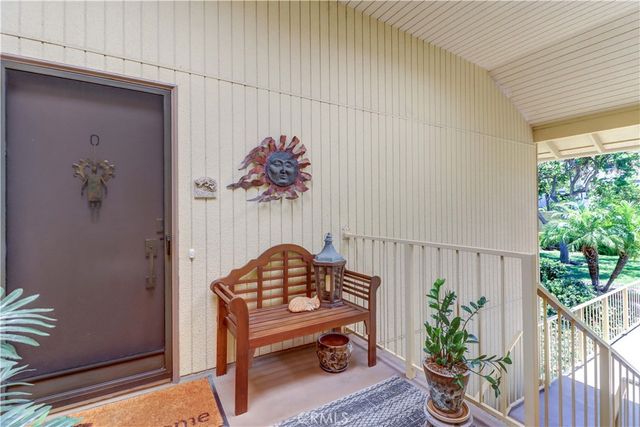860 Ronda Mendoza O, Laguna Woods, CA 92637