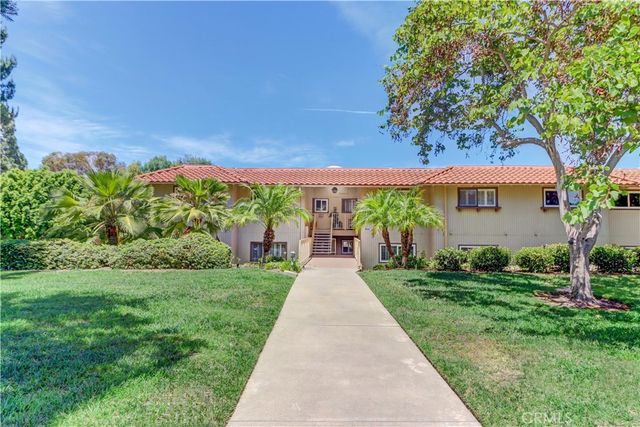 860 Ronda Mendoza O, Laguna Woods, CA 92637