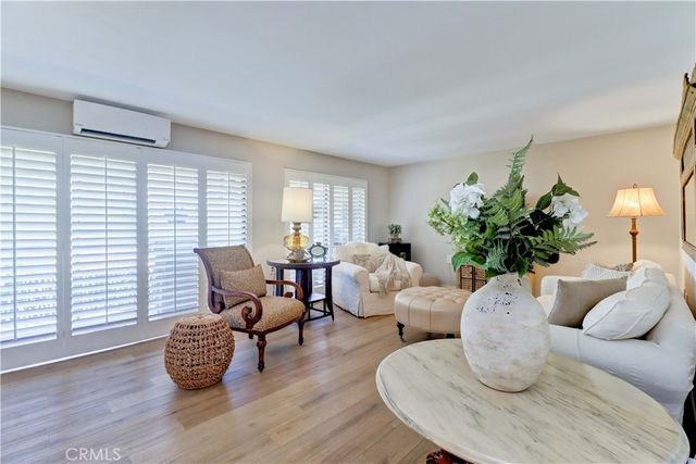 860 Ronda Mendoza O, Laguna Woods, CA 92637