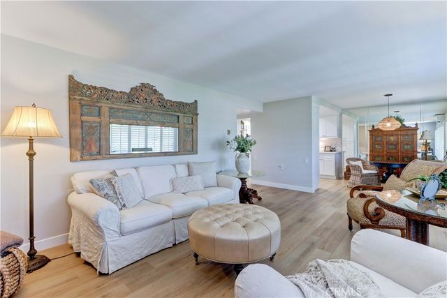 860 Ronda Mendoza O, Laguna Woods, CA 92637