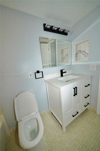 2541 Aragon Blvd 305, Sunrise, FL 33322