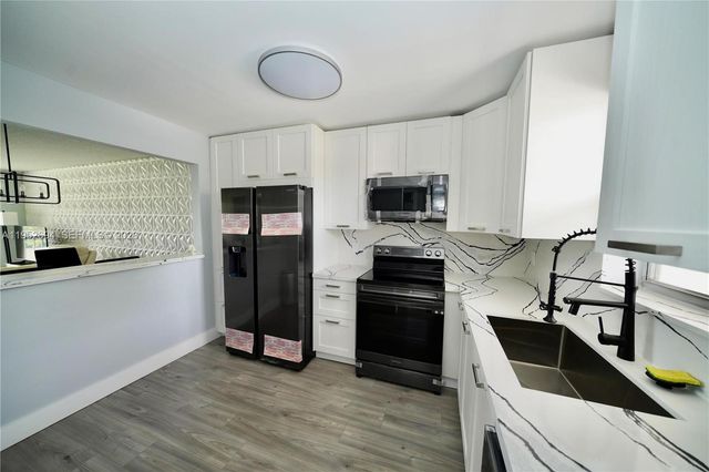 2541 Aragon Blvd 305, Sunrise, FL 33322