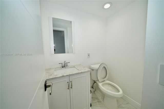 2541 Aragon Blvd 305, Sunrise, FL 33322