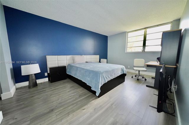 2541 Aragon Blvd 305, Sunrise, FL 33322