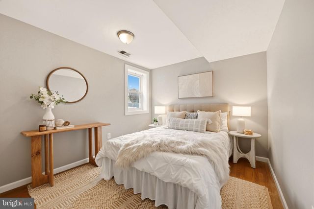 737 MORTON ST NW, Washington, DC 20010