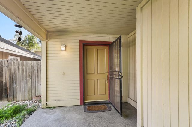 114 Pinedale Ave, Sacramento, CA 95838