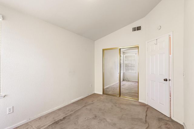 114 Pinedale Ave, Sacramento, CA 95838