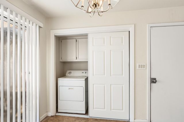 114 Pinedale Ave, Sacramento, CA 95838