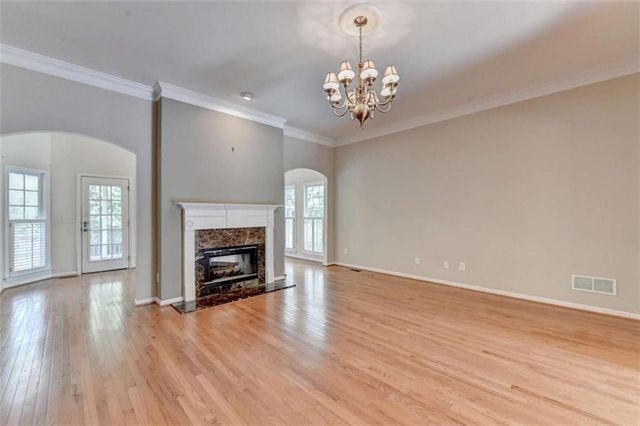 1672 WOODBOW Crossing, Dacula, GA 30019