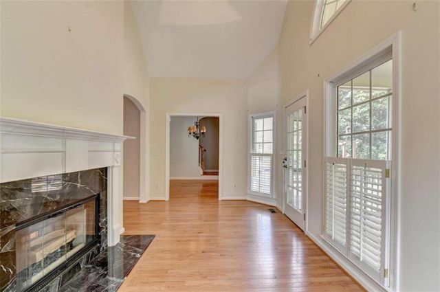 1672 WOODBOW Crossing, Dacula, GA 30019