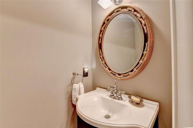 1672 WOODBOW Crossing, Dacula, GA 30019