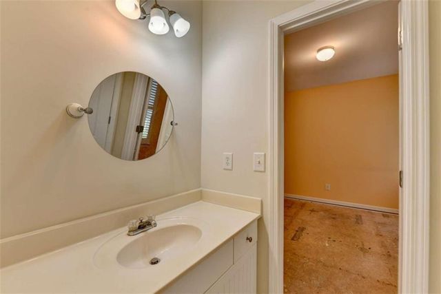 1672 WOODBOW Crossing, Dacula, GA 30019