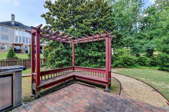 1672 WOODBOW Crossing, Dacula, GA 30019