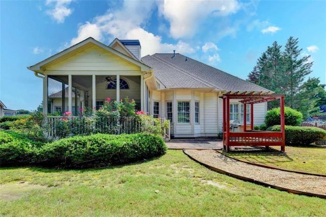 1672 WOODBOW Crossing, Dacula, GA 30019
