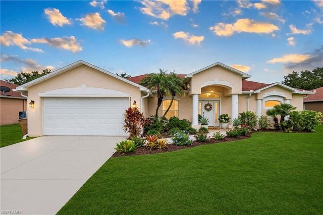 2563 Nature Pointe LOOP, Fort Myers, FL 33905