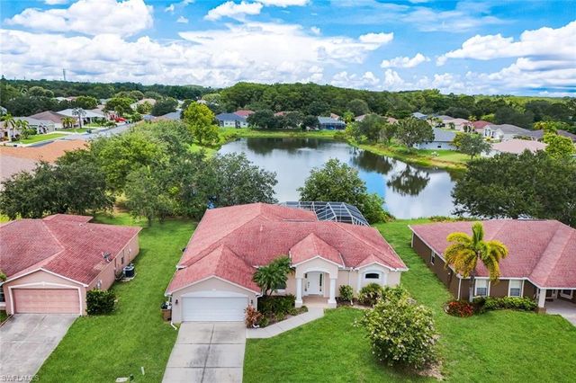 2563 Nature Pointe LOOP, Fort Myers, FL 33905