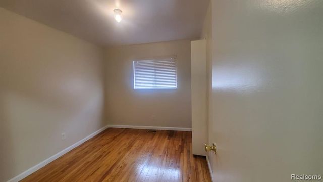 37852 Carpathia Boulevard, Sterling Heights, MI 48310