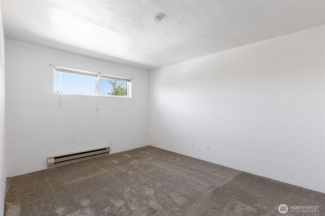 116 E Hill Avenue, Moses Lake, WA 98837