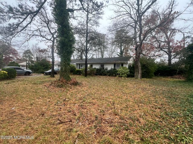 1223 Sylvania Place, Forked River, NJ 08731