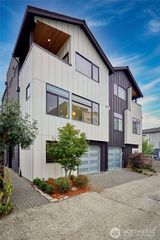 8333 13th Avenue NW #B, Seattle, WA 98117
