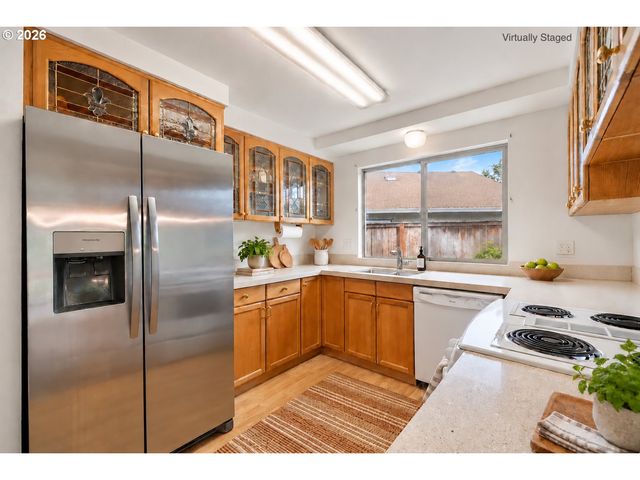 15404 Ne EUGENE St, Portland, OR 97230