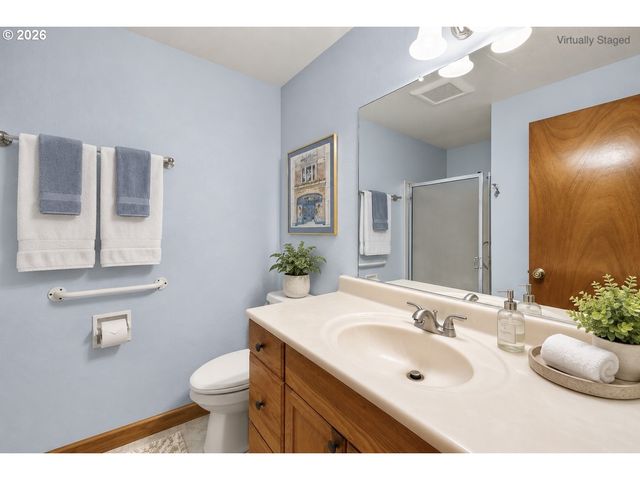 15404 Ne EUGENE St, Portland, OR 97230