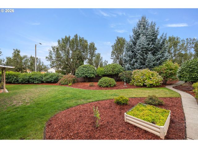 15404 Ne EUGENE St, Portland, OR 97230