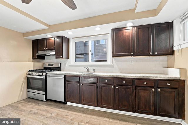 407 HAZEL AVE, Lansdowne, PA 19050