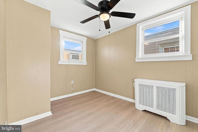 407 HAZEL AVE, Lansdowne, PA 19050