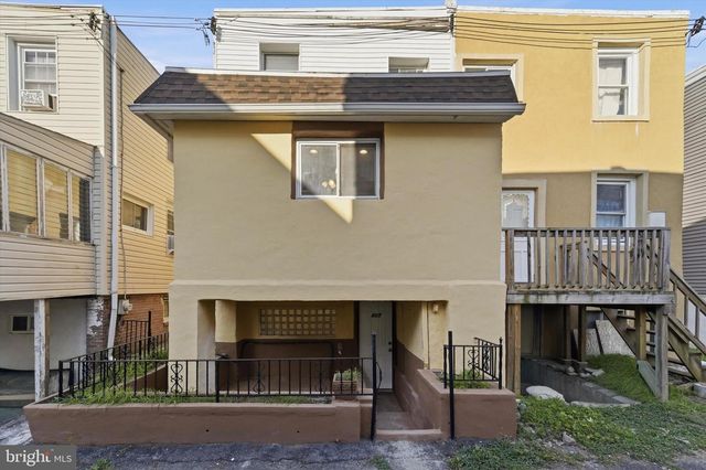 407 HAZEL AVE, Lansdowne, PA 19050
